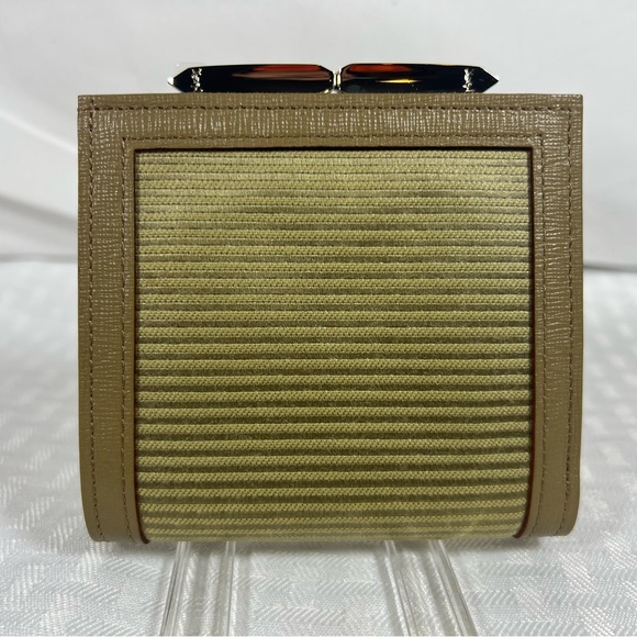 Yves Saint Laurent Collection Beige Kisslock Wallet Clutch w/ Box - Picture 3 of 11